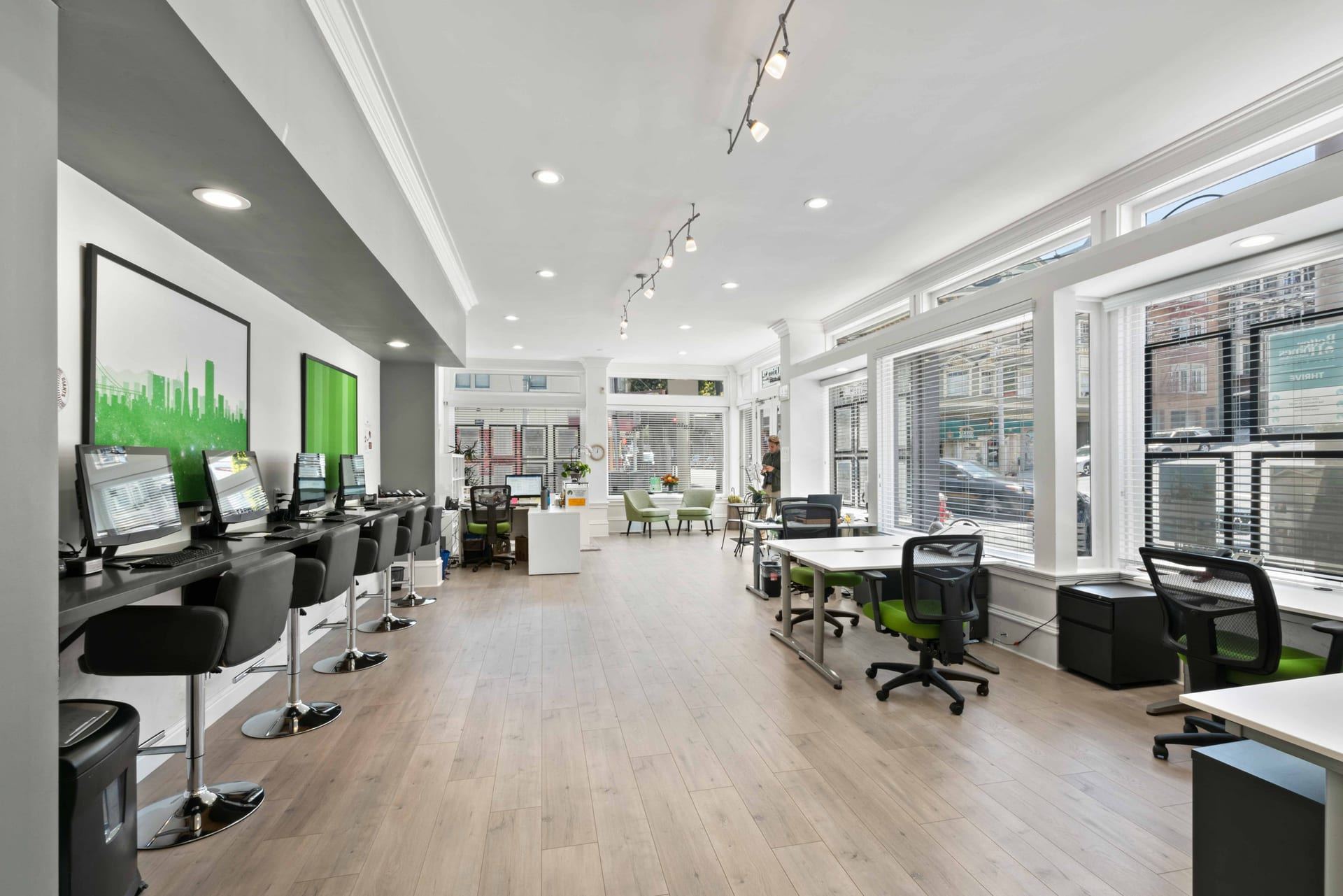 Light filled open office with flexible workstations