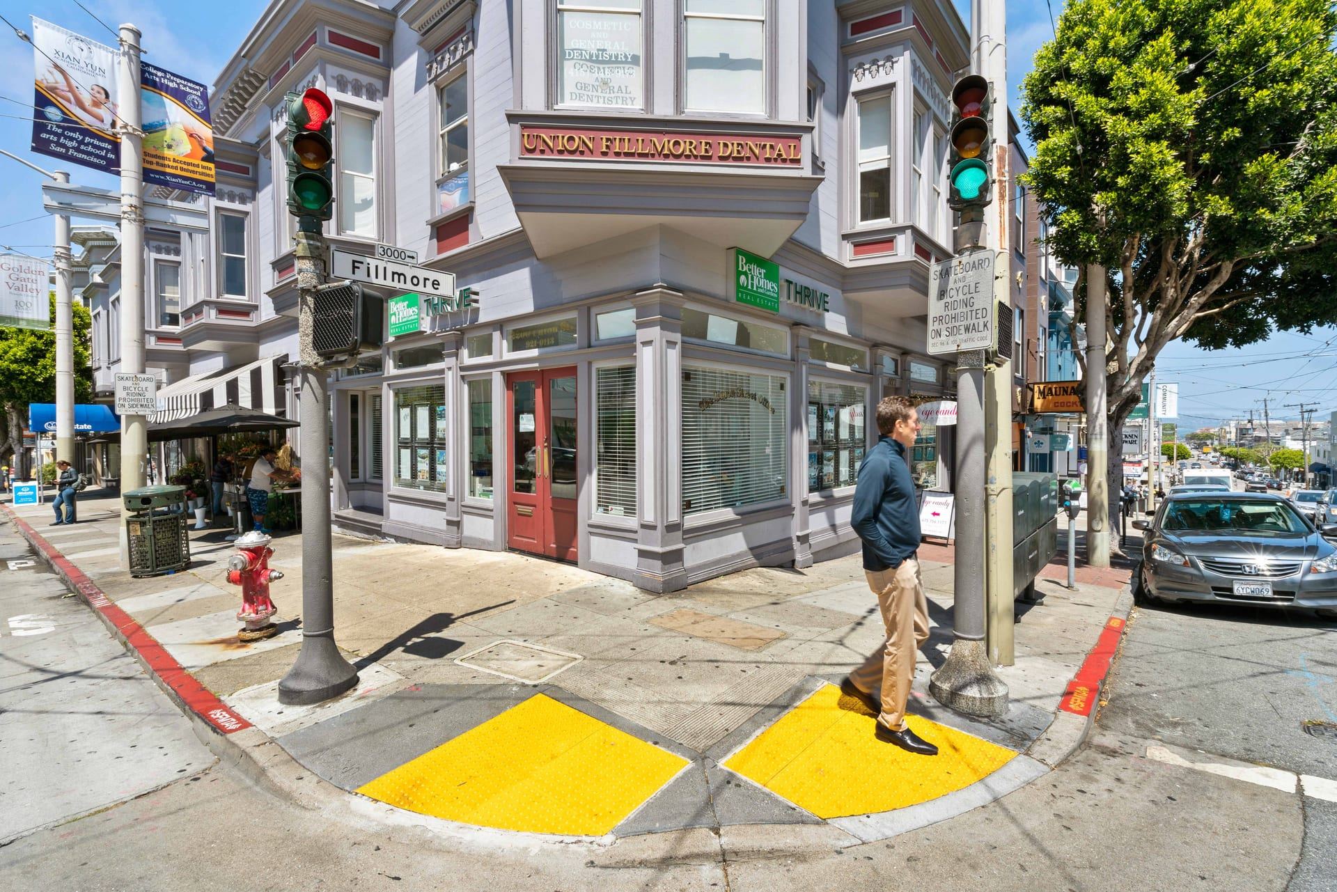 Corner commercial office storefront in san francisco
