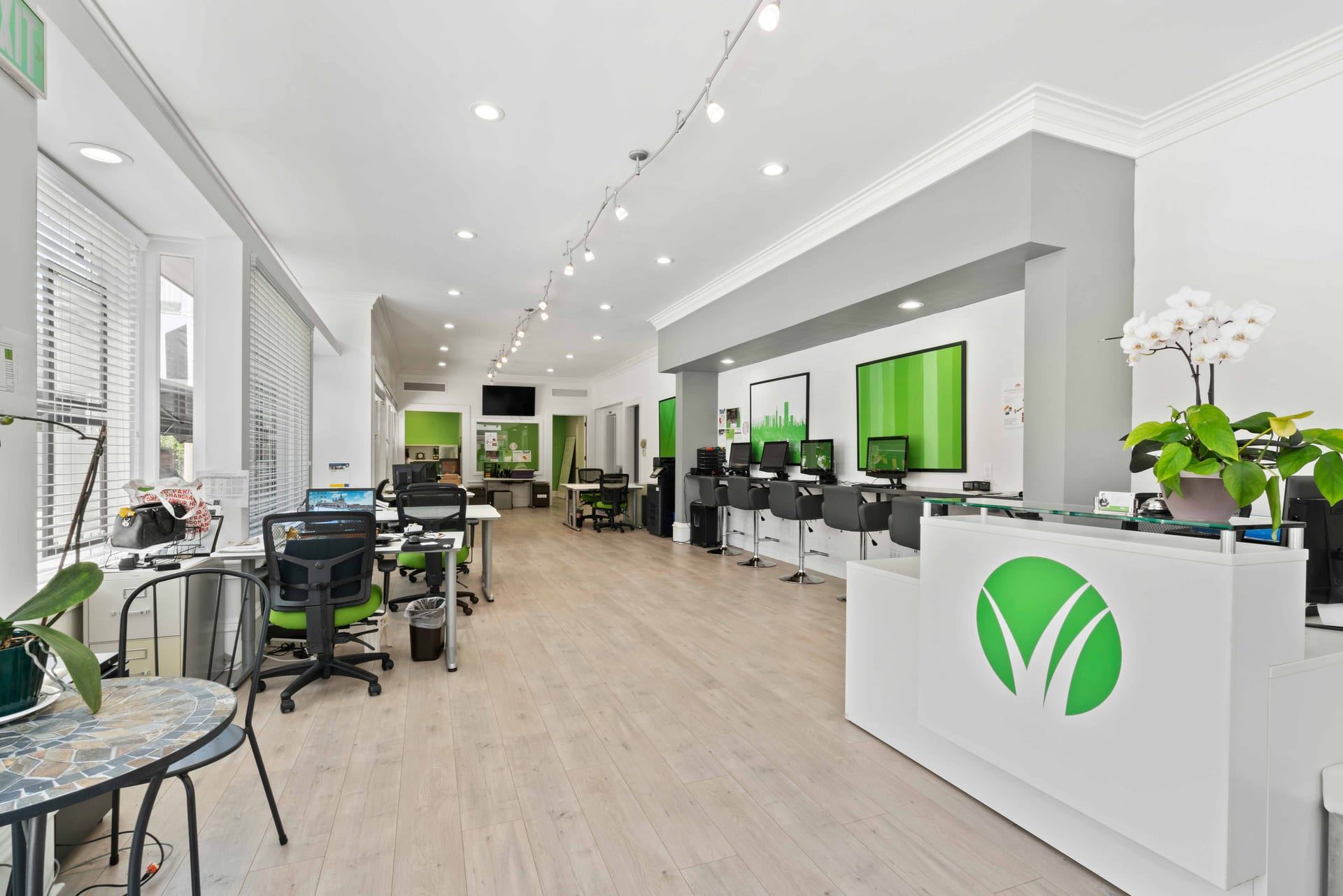 Open plan commercial office with reception san francisco