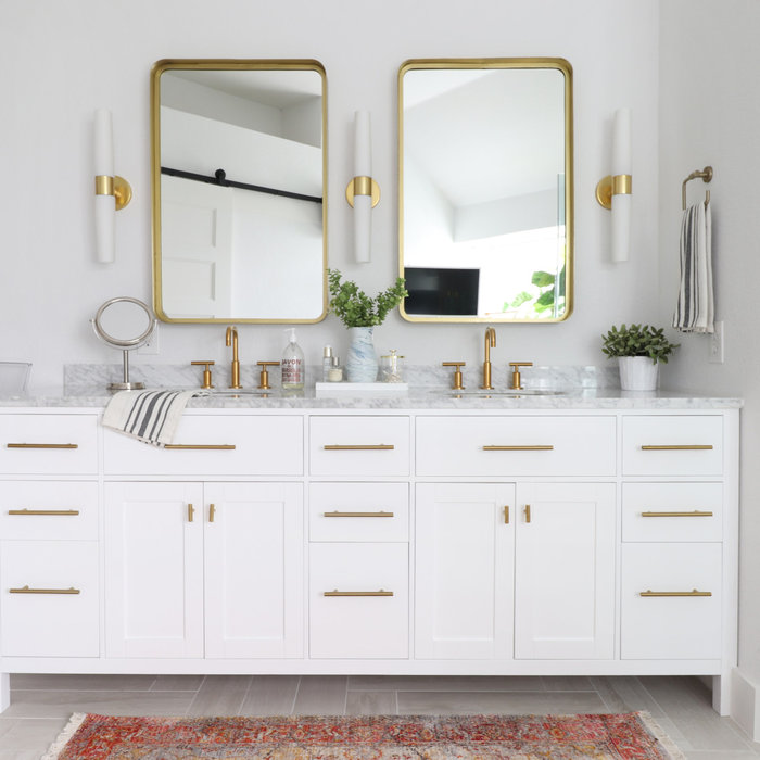 photo of a bathroom